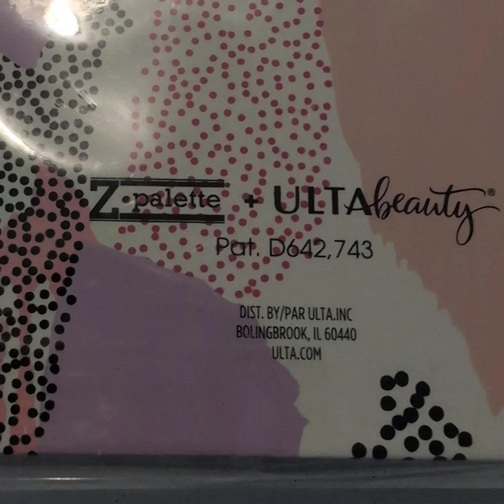 Ulta Beauty Z Palette with Pink‎ and Purple Design
